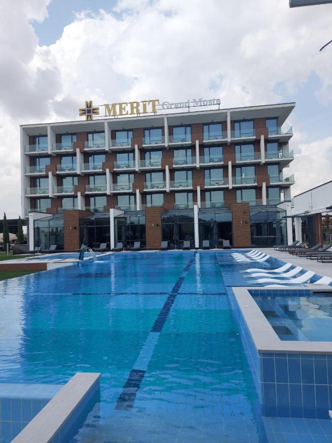 Merit Grand Mosta Spa Hotel & Casino Svilengrad Ngoại thất bức ảnh